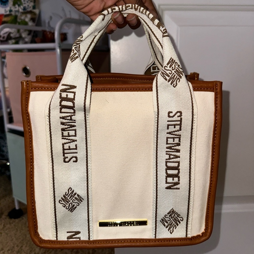 Tan tote bag